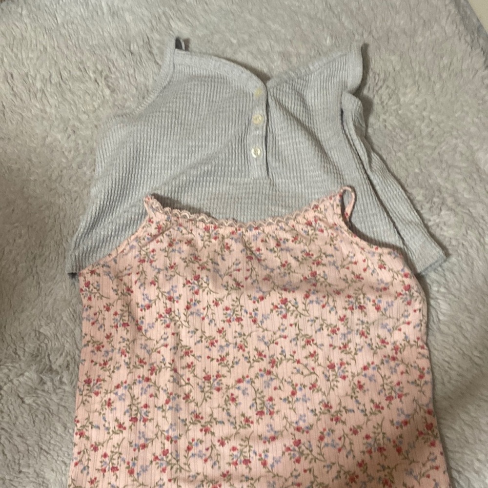 2 Pack Tank tops